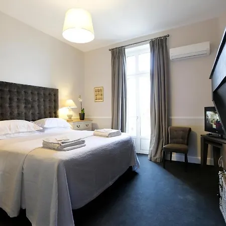 Le Pavillon Villemaurine Villa *